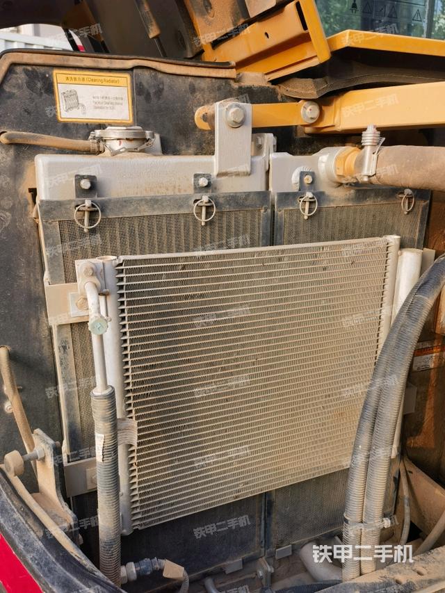 散熱器室(大件艙室) 散熱器室(大件艙室)