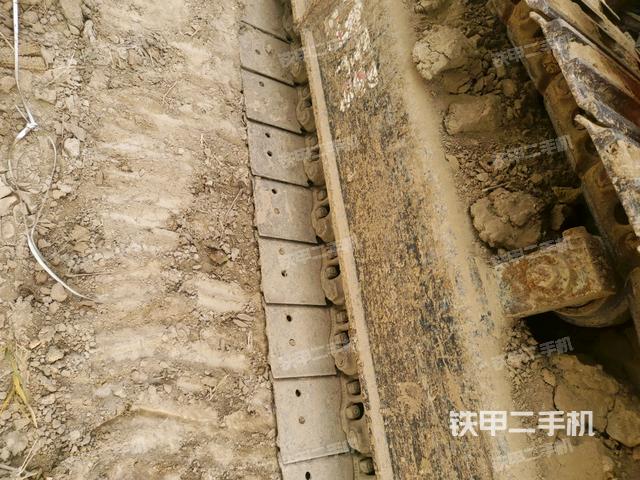 右導向輪（行走機構(gòu)）