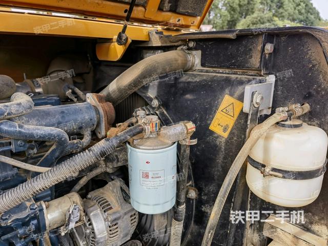 水箱+風扇特寫(上車部件) 水箱+風扇特寫(上車部件)