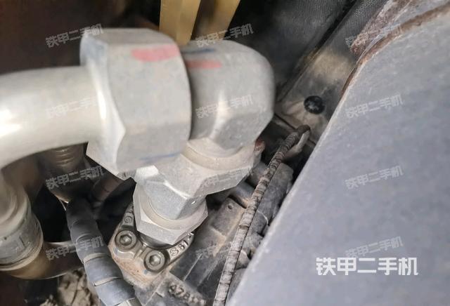 液壓泵室(大件艙室) 液壓泵室(大件艙室)