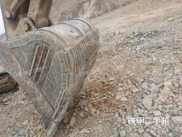 小臂整體左后（工作和回轉(zhuǎn)裝置）