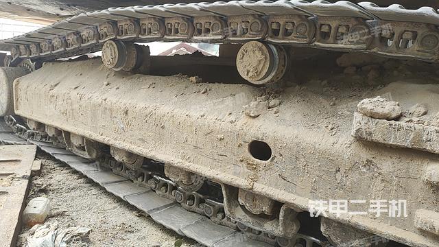 單側(cè)履帶整體（整機外觀）