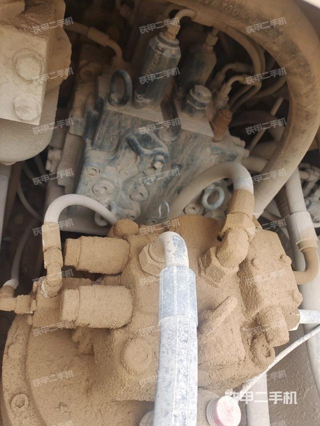 駕駛室頂部俯視（上車部件）