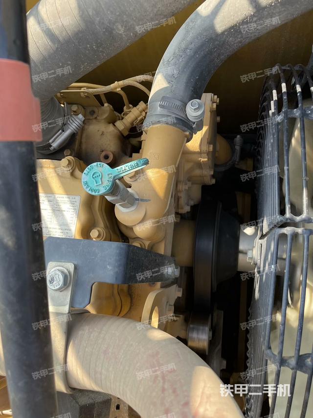 發(fā)動機(jī)室(上車部件) 發(fā)動機(jī)室(上車部件)