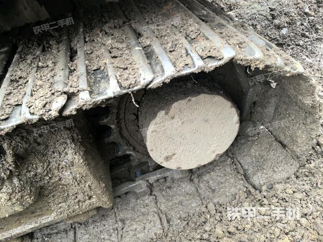 左驅(qū)動(dòng)輪（行走機(jī)構(gòu)）