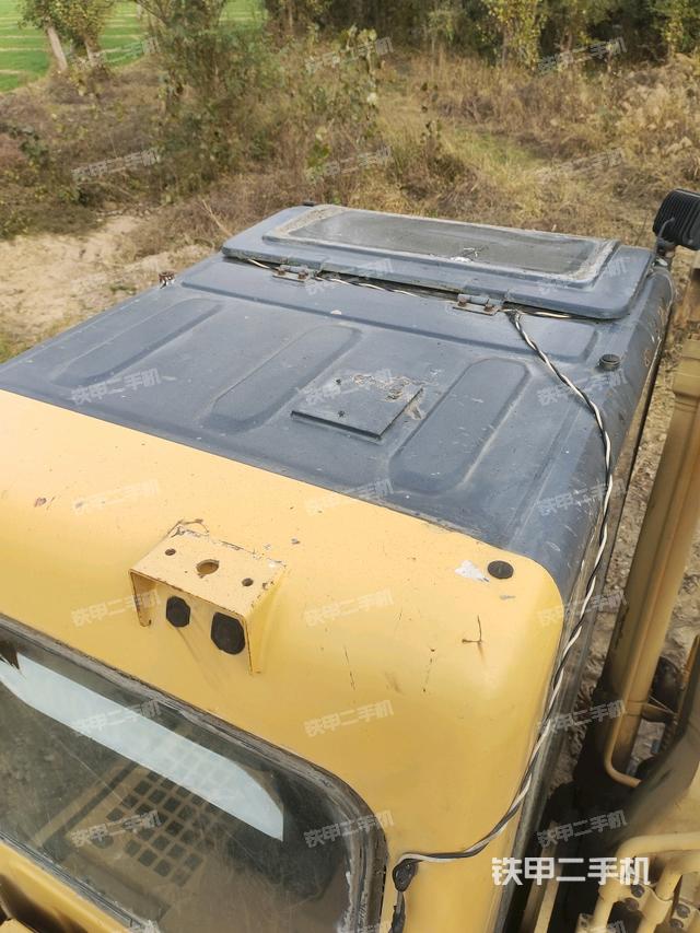 駕駛室頂部俯視（上車部件）