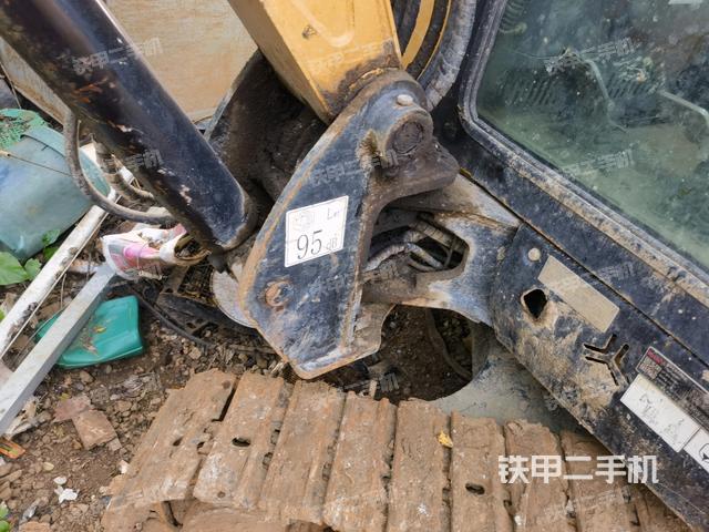 大臂根部?斜(工作和回轉(zhuǎn)裝置) 大臂根部?斜(工作和回轉(zhuǎn)裝置)