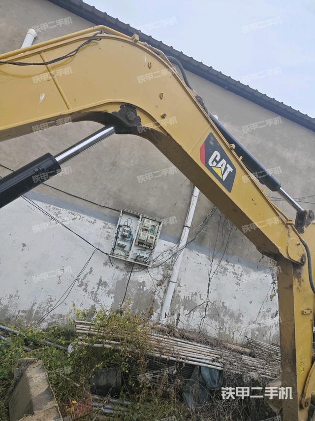 鏟斗右后整體（工作和回轉(zhuǎn)裝置）