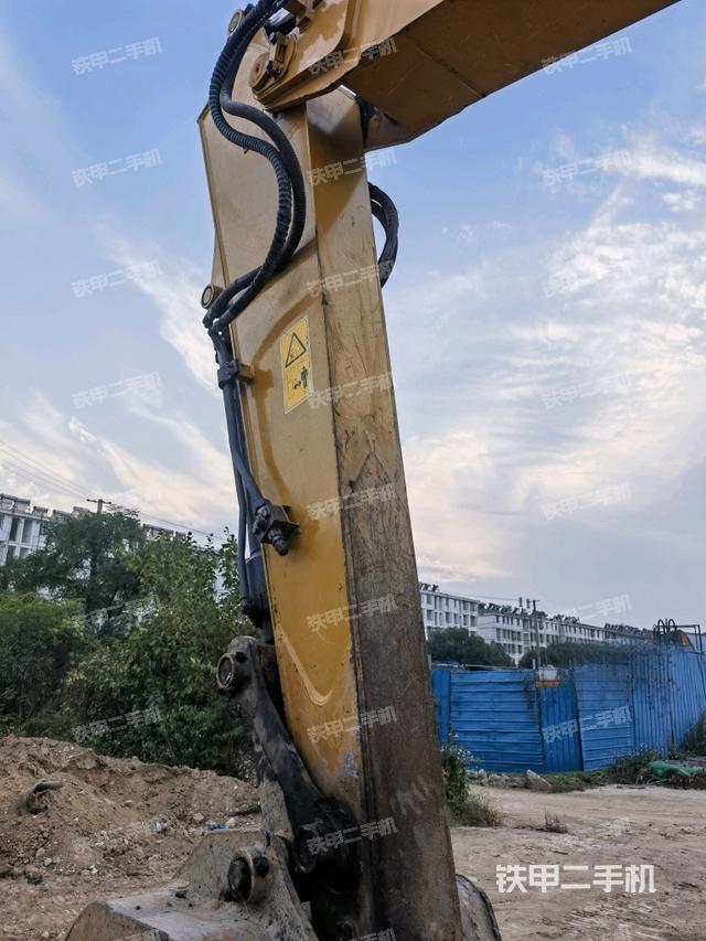 小臂整體左后（工作和回轉(zhuǎn)裝置）