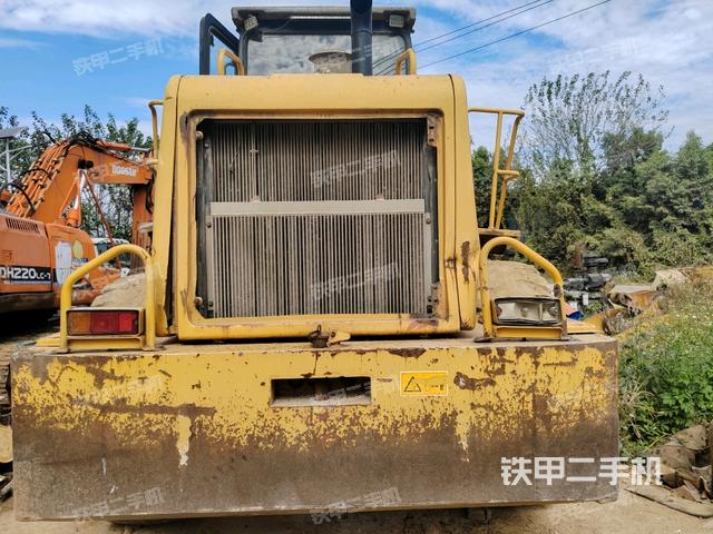 正后方（整機外觀）