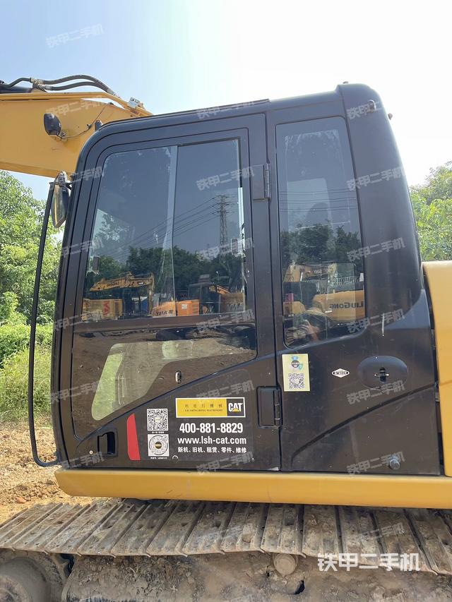 后窗玻璃角標(biāo)(駕駛室部分) 后窗玻璃角標(biāo)(駕駛室部分)