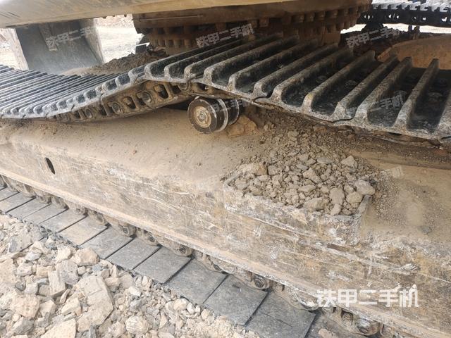 右側(cè)履帶整體（行走機(jī)構(gòu)）