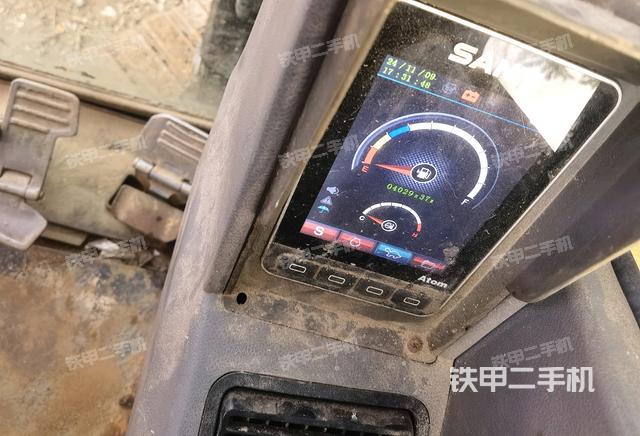 小時表(駕駛室部分) 小時表(駕駛室部分)