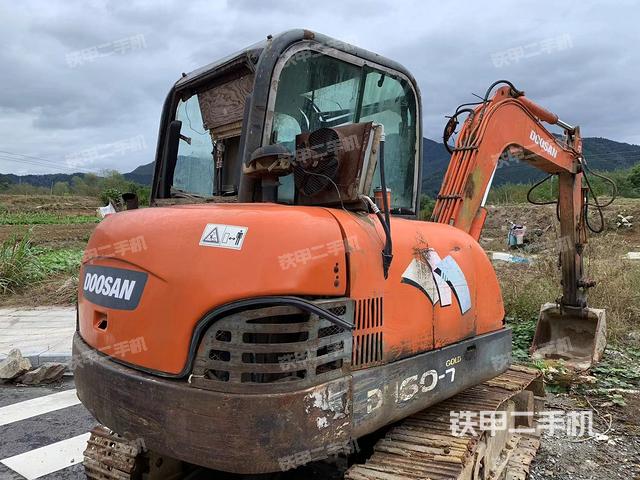 整機(jī)右后45°（整機(jī)外觀）