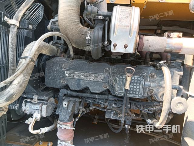 氣門室蓋螺絲特寫(上車部件) 氣門室蓋螺絲特寫(上車部件)
