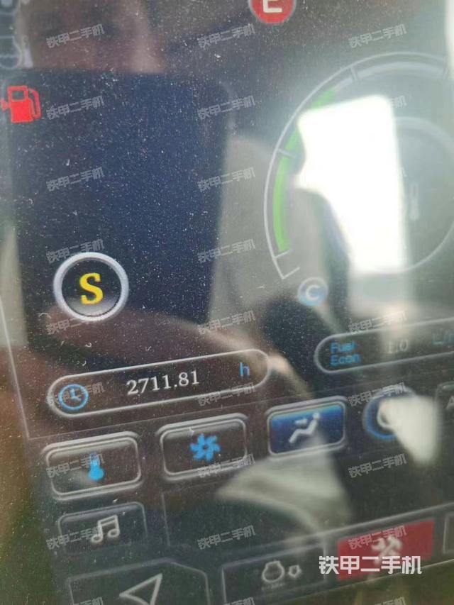 駕駛室整體（整機(jī)外觀）