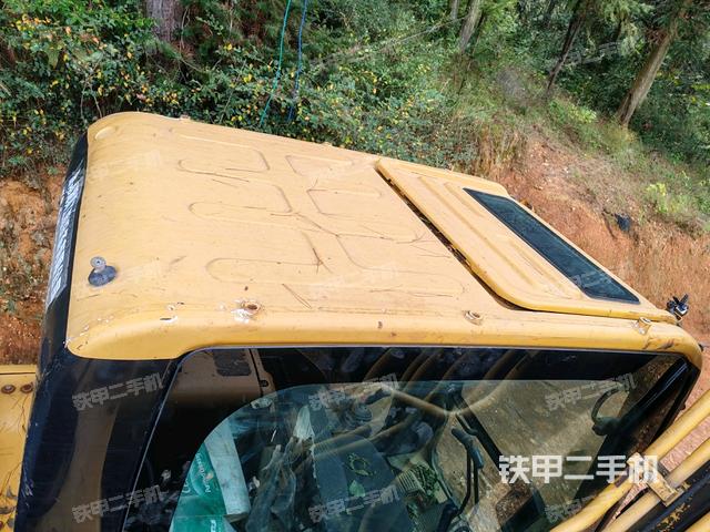 駕駛室頂部俯視（上車部件）