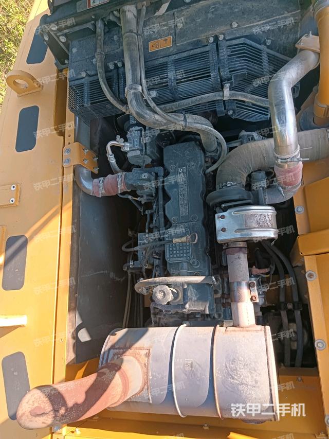 發(fā)動機室(上車部件) 發(fā)動機室(上車部件)