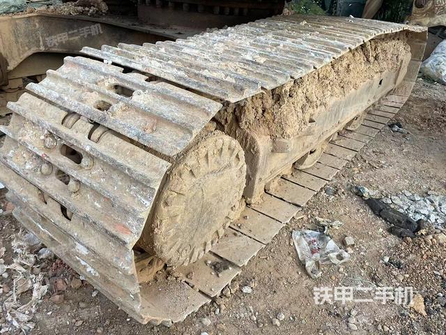 單側履帶整體（整機外觀）