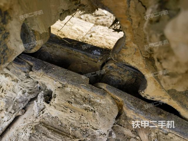 左托鏈輪和鏈筋(行走機構(gòu)) 左托鏈輪和鏈筋(行走機構(gòu))