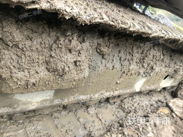 左側(cè)行走馬達(dá)蓋板（行走機(jī)構(gòu)）