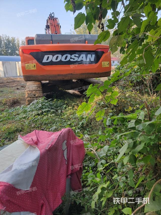 整機右后45°（整機外觀）