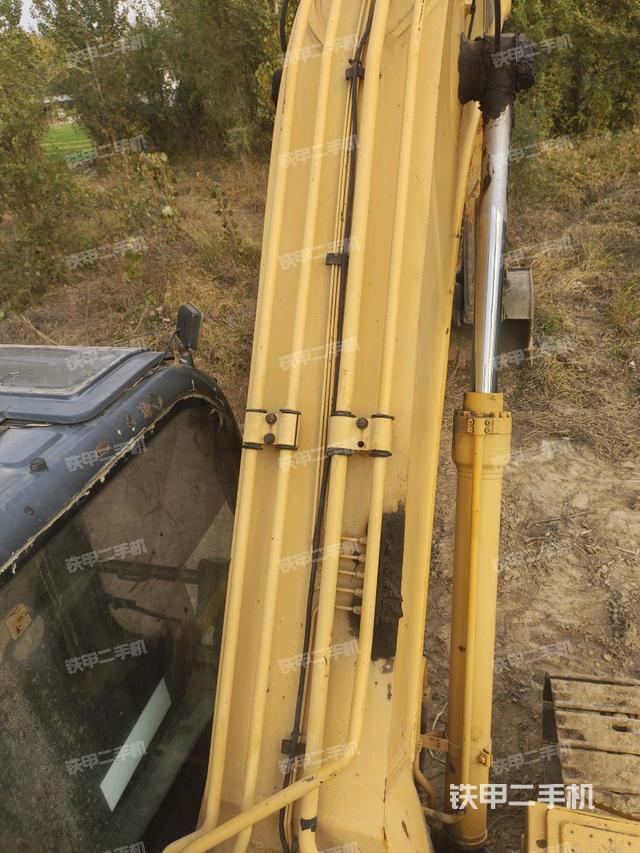 大臂背部俯視（工作和回轉裝置）