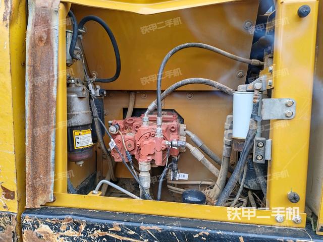 液壓泵室（大件艙室）