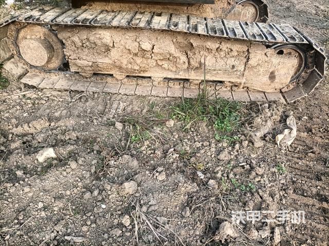 左侧履带整体 (行走机构) 左侧履带整体 (行走机构)