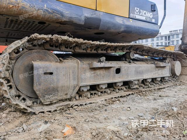 右側(cè)履帶整體（行走機(jī)構(gòu)）