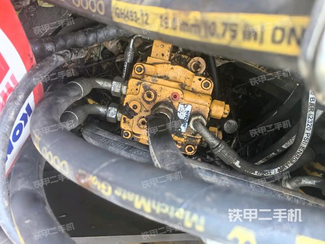 回轉(zhuǎn)馬達(dá)（上車部件）