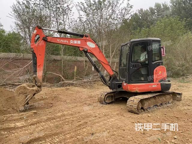 駕駛室頂部（整機(jī)外觀）