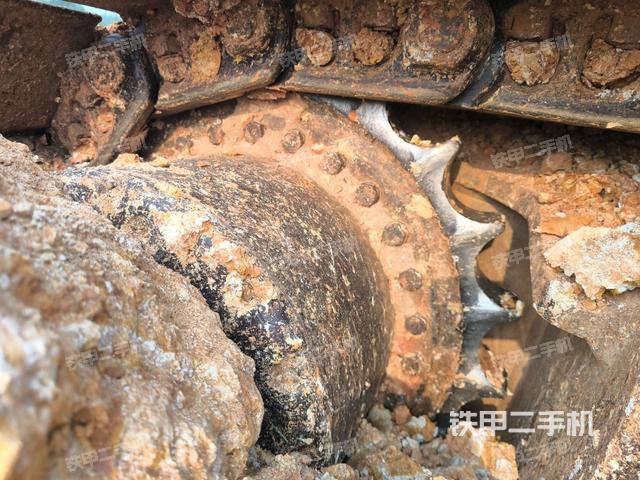 左側(cè)履帶整體?（行走機構(gòu)）