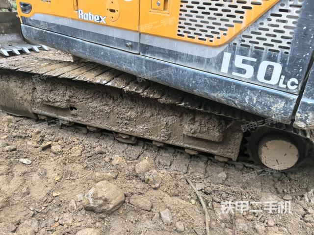 左側(cè)履帶整體?（行走機(jī)構(gòu)）