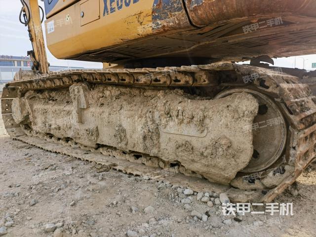 右側履帶整體?（行走機構）