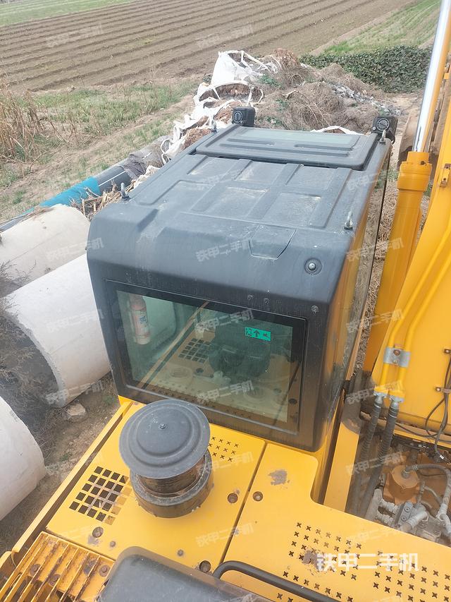 駕駛室頂部（整機(jī)外觀）