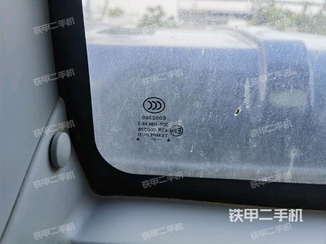 后窗玻璃角標(biāo)（駕駛室部分）