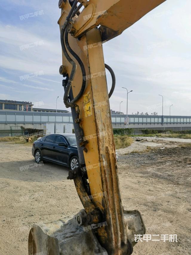 小臂整體左后（工作和回轉裝置）