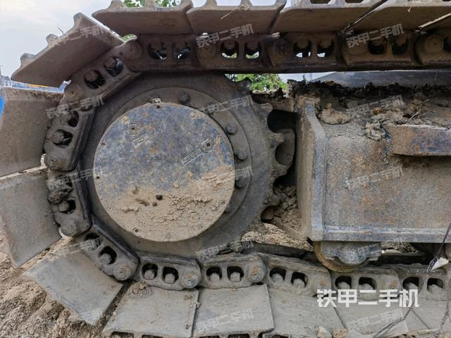 左驅(qū)動(dòng)輪（行走機(jī)構(gòu)）