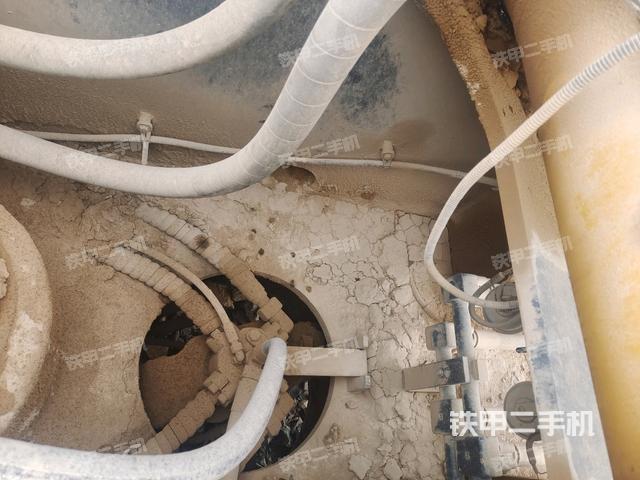 回轉(zhuǎn)馬達(dá)（上車部件）