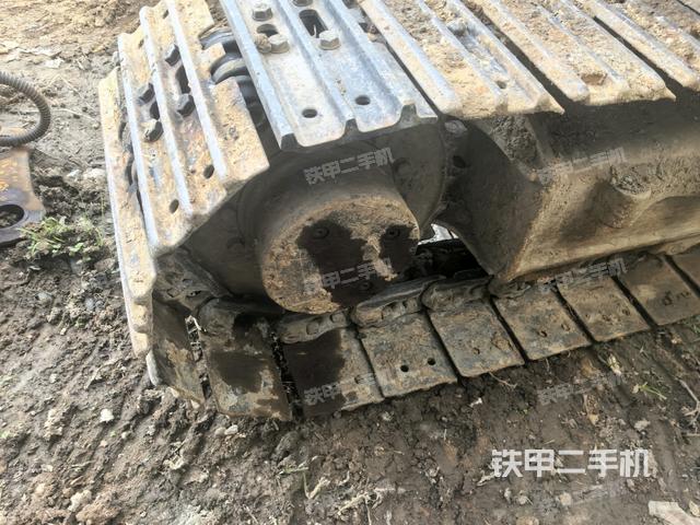 左驅(qū)動(dòng)輪（行走機(jī)構(gòu)）