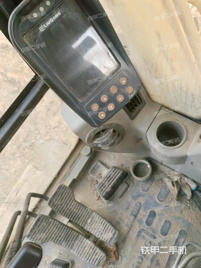 顯示屏?（駕駛室部分）