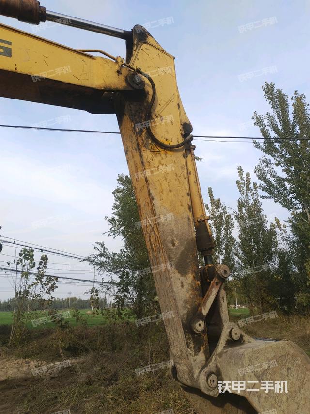 大臂整體?右側（工作和回轉裝置）