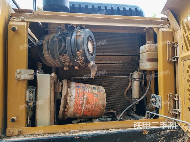 散熱器正面（大件艙室）