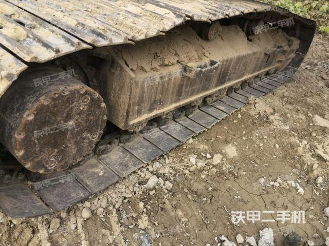 單側(cè)履帶整體（整機(jī)外觀）