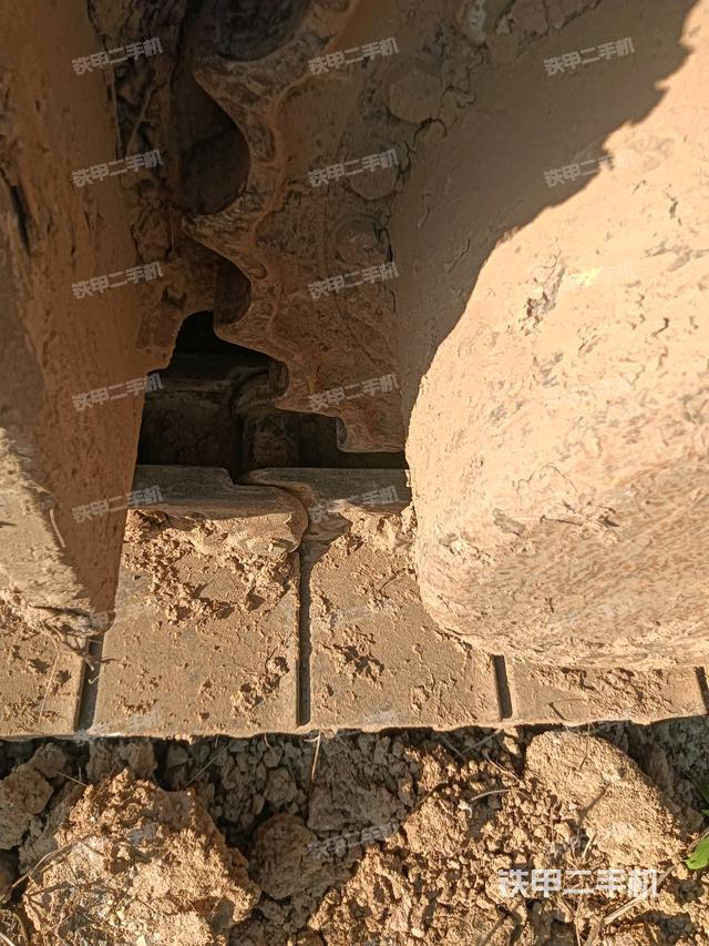 右驅(qū)動輪(行走機構(gòu)) 右驅(qū)動輪(行走機構(gòu))