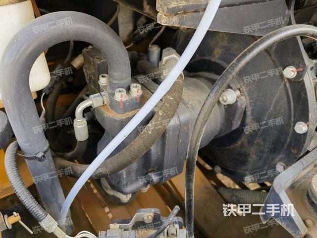 液壓泵室（大件艙室）