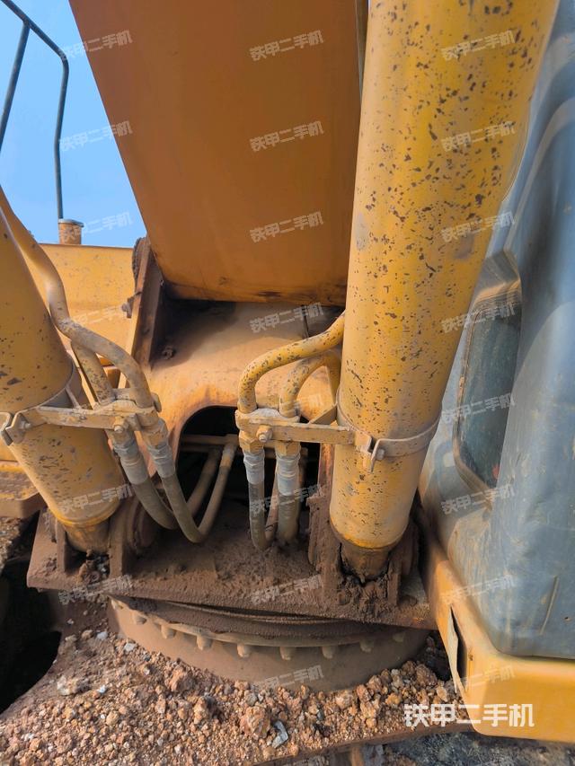 大臂根部?斜視（工作和回轉(zhuǎn)裝置）