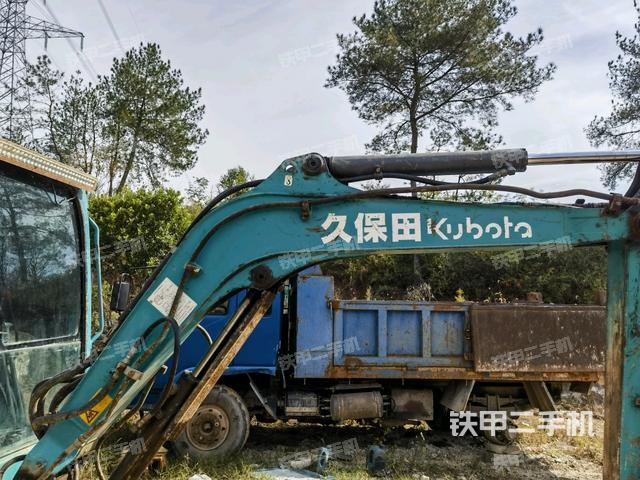 大臂整體?右側(cè)（工作和回轉(zhuǎn)裝置）