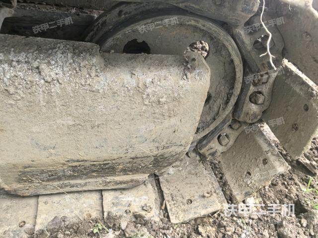 左導(dǎo)向輪（行走機(jī)構(gòu)）